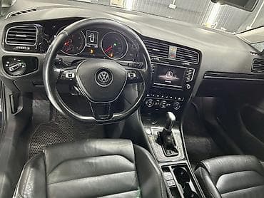 капот на гетз: Volkswagen Golf: 2014 г., 1.4 л, Автомат, Бензин, Хэтчбэк — 4