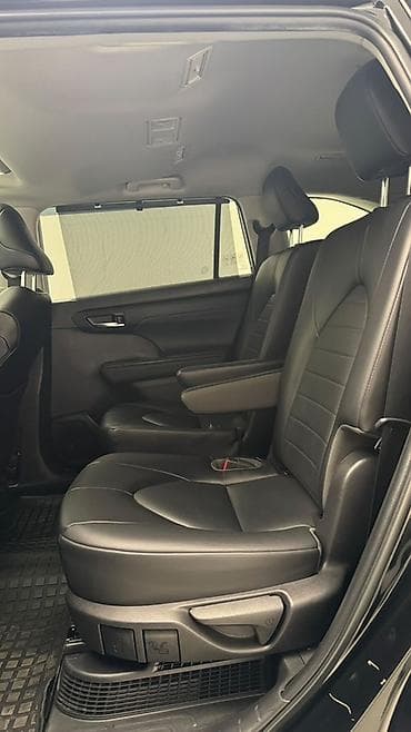 Продажа авто: Toyota Highlander: 2022 г., 2.5 л, Автомат, Гибрид, Кроссовер — 10