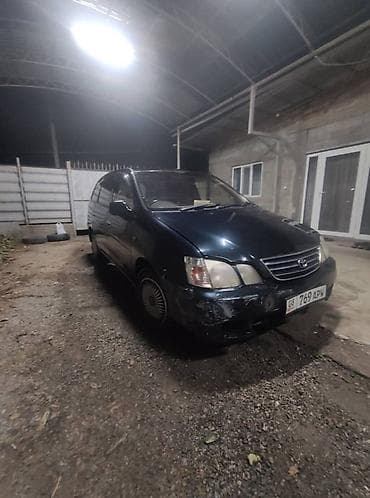 Toyota Gaia: 1998 г. — 2