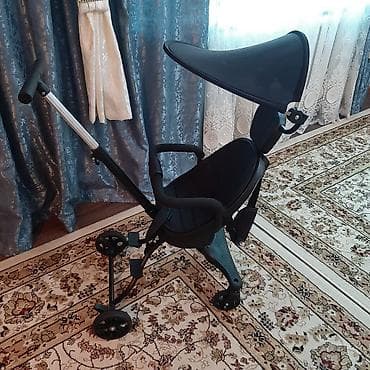 Коляска, цвет - Черный, Б/у