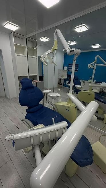 Мед. товарлар: Стоматологические установки (комплект кресло + блок врача/ассистента + — 4