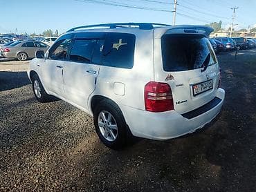 водный катер: Toyota Highlander: 2002 г., 0.3 л, Автомат, Бензин, Кроссовер — 2