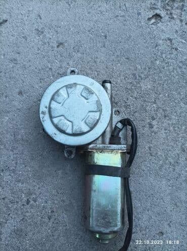 maxima j30: Электрический моторчик Nissan 1990 г., Б/у, Оригинал, Япония — 1