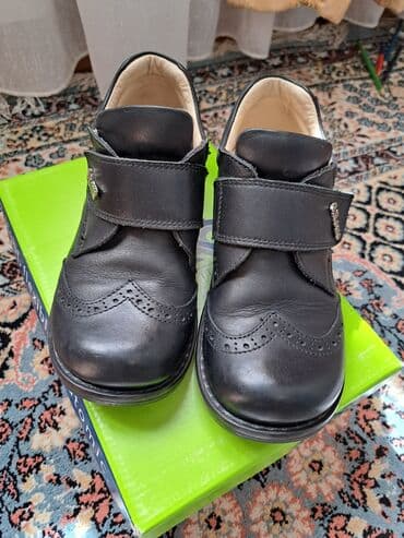 кожанные туфли: Школьная обувь полностью кожаная . Турецкая фирма. 32 размер — 3