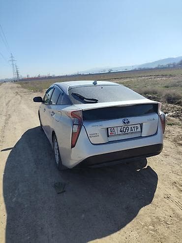 Toyota Prius: 2016 г., 1.8 л, Вариатор, Гибрид, Хэтчбэк