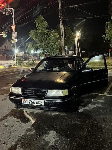 чехол нексиа: Opel Vectra: 1991 г., 1.8 л, Механика, Бензин, Седан — 1