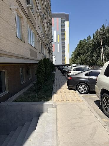 Коммерциялык мүлк: Кок-Жар, ул.Арашан, 6/3 ЖК Искендер В продаже коммерческие помещение — 3