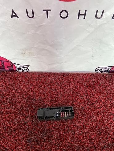 Блок предохранителей Mercedes-Benz 2001 г., Б/у, Оригинал, Япония at lalafo.kg Блок предохранителей Mercedes-Benz 2001 г., Б/у, Оригинал, Япония