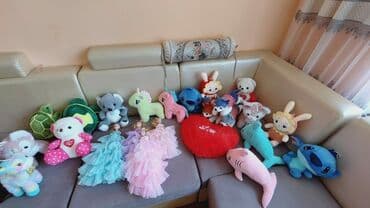 Мягкие игрушки по 400 сом каждая