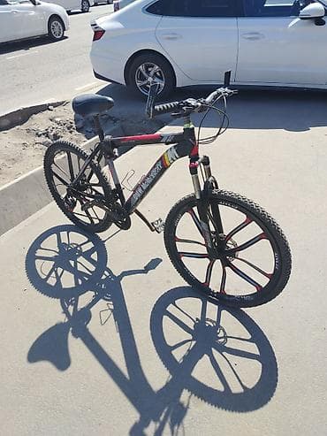 r15 100 4: Горный велосипед, Рама M (156 - 178 см), Алюминий — 1