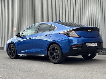 e2 byd: Chevrolet Volt: 2017 г., 1.5 л, Вариатор, Гибрид, Хэтчбэк — 3