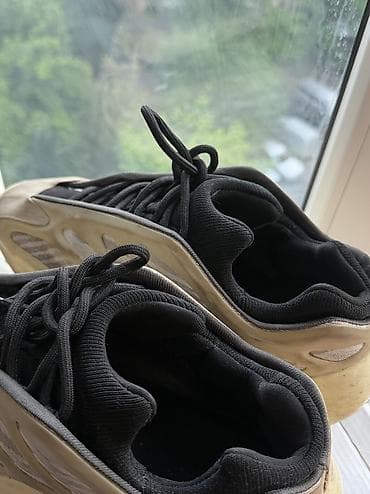 adidas yeezy 700: Мужские кроссовки, 41, 41.5, Adidas, Б/у — 7