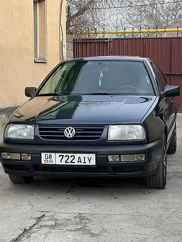 mitsubishi karisma: Volkswagen Vento: 1993 г., 1.8 л, Бензин, Седан — 3