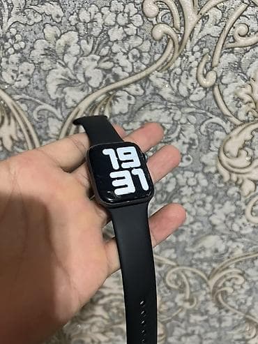 Apple Watch: Каропка 
Зарядник бар — 1