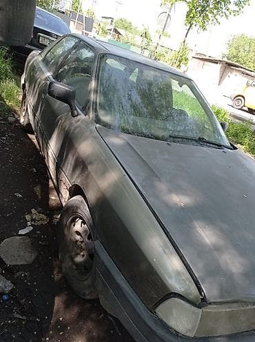 a4 b5: Audi 80: 1990 г., Седан — 4