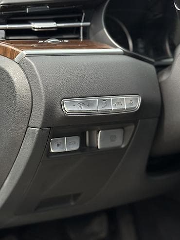 jet auto: Kia K900: 2018 г., 3.8 л, Автомат, Бензин, Седан — 9