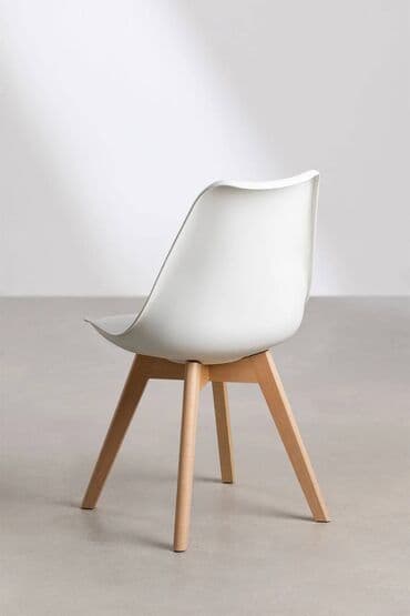 продаю гирлянды: Стул для кухни, Б/у, Пластик, цвет - Белый — 3