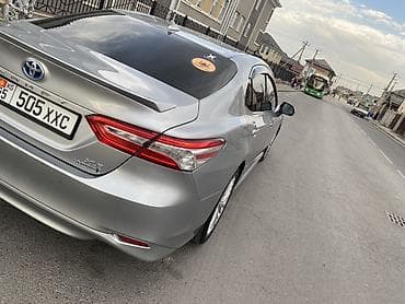 prius plus: Toyota Camry: 2020 г., 2.5 л, Вариатор, Гибрид, Седан — 3