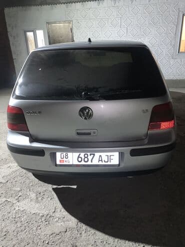 продаю связи с переездом: Volkswagen Golf: 2002 г., 1.6 л, Механика, Бензиновая, Хэтчбэк — 4