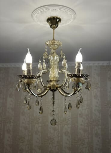 Все вместе 5500сом. Классическая потолочная люстра + подвесной