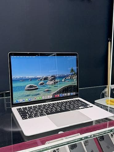 macbook 2011: Ультрабук, Б/у, Apple M1, ОЗУ, RAM: 8 ГБ, В рассрочку — 5