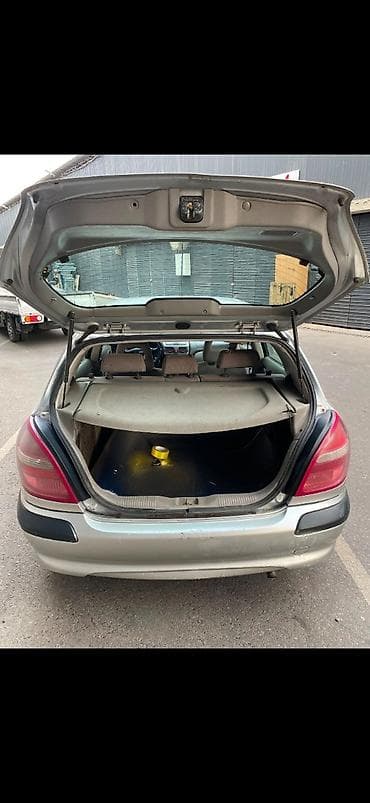 авто белоруссия: Nissan Almera: 2000 г., 1.8 л, Механика, Бензин, Хэтчбэк — 5