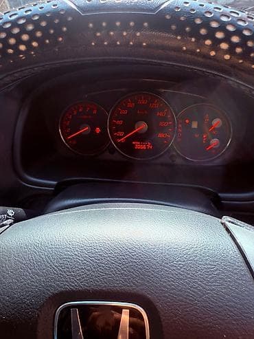 аксессуары для авто: Honda Stream: 2004 г., Минивэн — 5