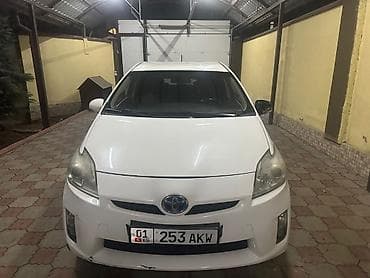 миша: Toyota Prius: 2010 г., 1.8 л, Автомат, Гибрид, Седан — 1
