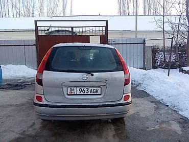 mazda demio 2006: Nissan Almera Tino: 2004 г., 1.8 л, Механика, Бензин, Хэтчбэк — 5