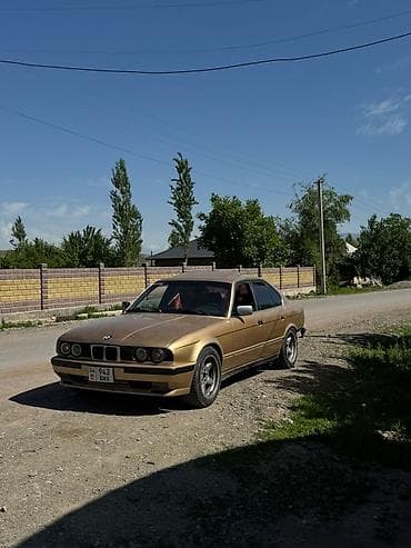 genesis авто: BMW 5 series: 1991 г., Седан — 4