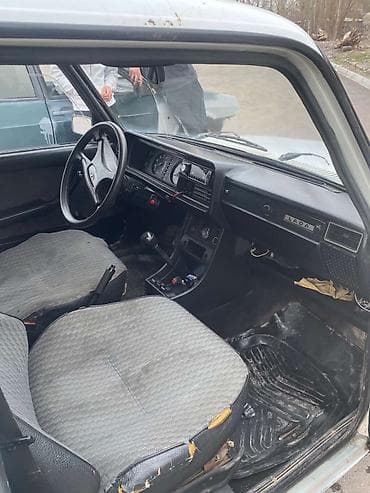 ВАЗ (ЛАДА) 2107: 2010 г., 1.6 л, Механика, Бензин, Седан