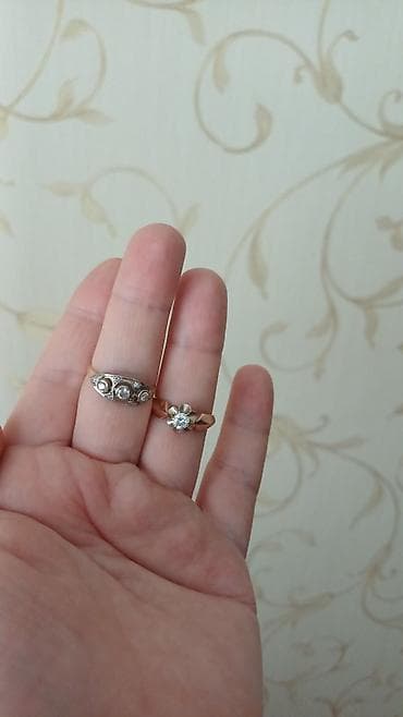 nike dunk low: Комплект из двух женских колец. 1) Кольцо с тремя камнями - Металл — 1