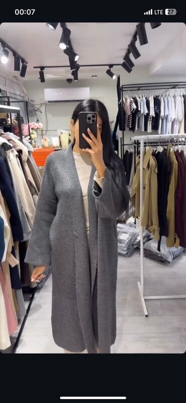 длинное трикотажное платье с капюшоном: Женский длинный кардиган - Цвет: графитовый серый - Длина — 1