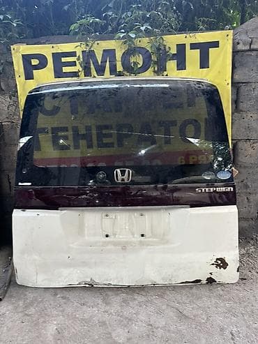 зеркала степвагон: Задняя дверь (пятая дверь) в сборе для Honda Stepwgn Spada — 2