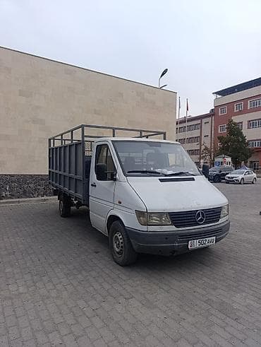 легкие коммерческие грузовики: Грузовик, Mercedes-Benz, Стандарт — 3