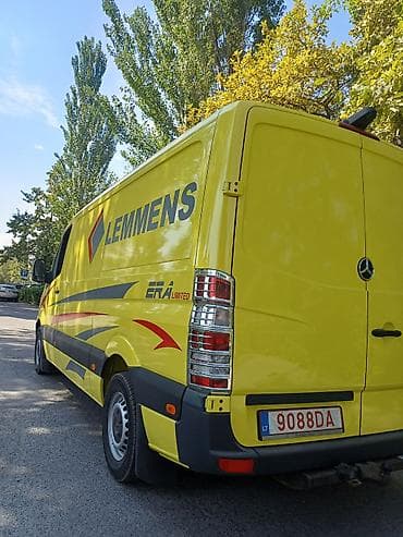 рекстон авто: Грузовой фургон Mercedes‑Benz Sprinter (длинная база), желтый — 1