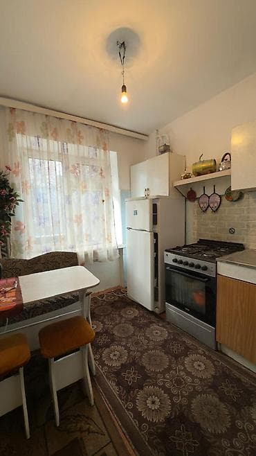 rent flat: 2 комнаты, 45 м², Индивидуалка, 3 этаж, Старый ремонт — 5