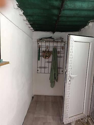 Дома: Срочно Продаётся небольшой но, уютный дом в центре Новопокровки, по — 4
