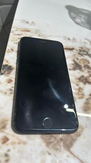 чехол для iphone 7: IPhone 7, Б/у, 32 ГБ, Черный, Защитное стекло, Чехол, 71 % — 2