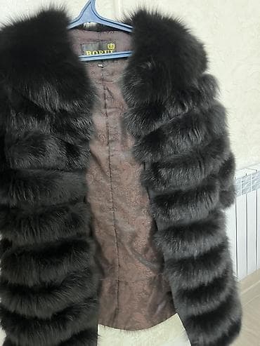 Жеке буюмдар: Шуба из натурального меха (чернобурка/лиса), брендинг «BORI». Цвет — — 1