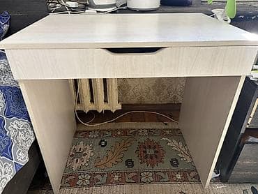 комп столы: Компактный письменный/компьютерный стол из ЛДСП в светлом древесном — 2