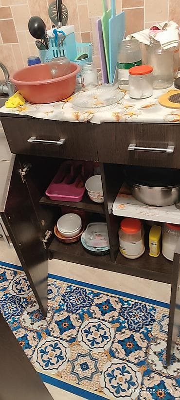 кухонный шкафы бу: Кухонный комод, Б/у, Без мойки, Дерево, В рассрочку, Платная доставка — 2