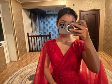 платья для спортивных бальных танцев для детей: Продам вечернее платье, подойдёт на S-M, сшито было на заказ, надевала — 2