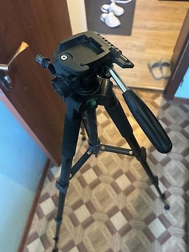dji phantom: Продаю дешево б/у Штатив для фото/видеосъёмки - Легкий складной — 3