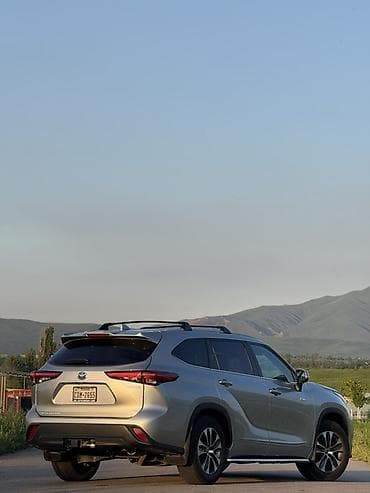 е34 сиденья: Toyota Highlander: 2022 г., 2.5 л, Вариатор, Гибрид, Кроссовер — 6