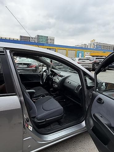 на jazz: Honda Jazz: 2007 г., 1.4 л, Автомат, Бензин, Хэтчбэк — 9