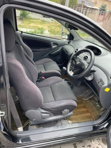 авто аксессуары: Toyota Vitz: 2001 г., 1.3 л, Автомат, Бензиновая, Хэтчбэк — 10