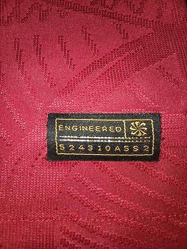 lyle scott: Срочно продам футболку ФК Ливерпуль, сезон 2023/24. 1:1. Версия — 7