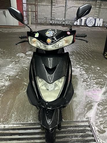 скутера аренда: Тип скутера M8, 150 куб. см, Бензин — 2