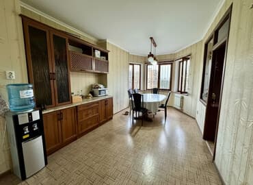 кара балта дом квартира: 3 комнаты, 148 м², Элитка, 8 этаж — 1